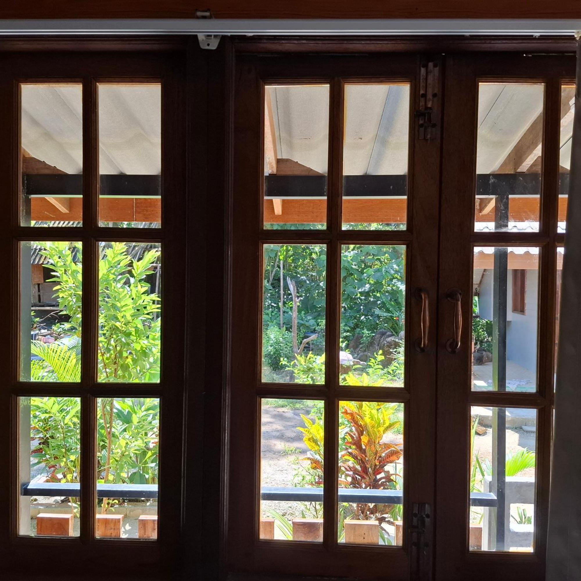 Lanta Valom Buri Villa Koh Lanta Exterior photo