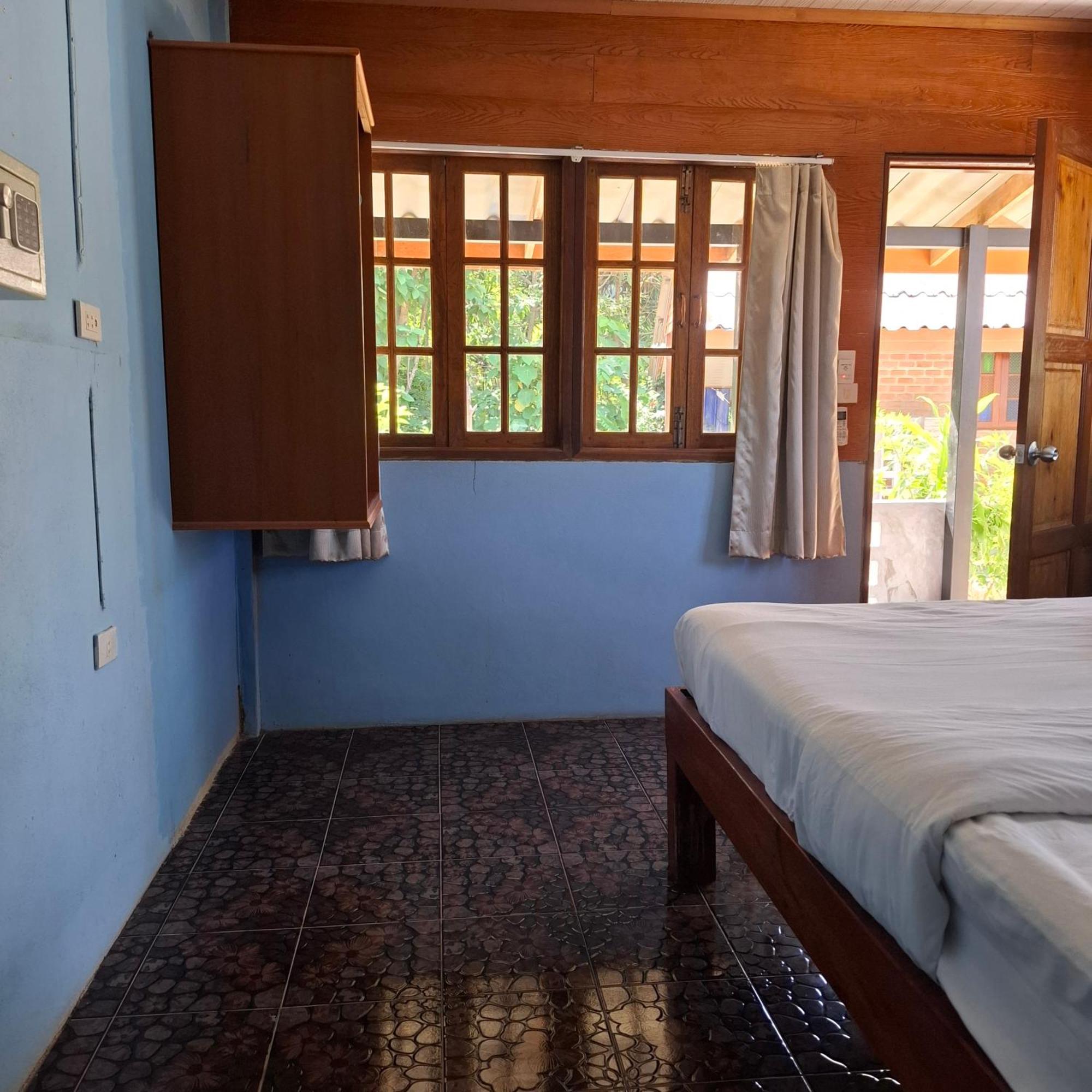 Lanta Valom Buri Villa Koh Lanta Exterior photo